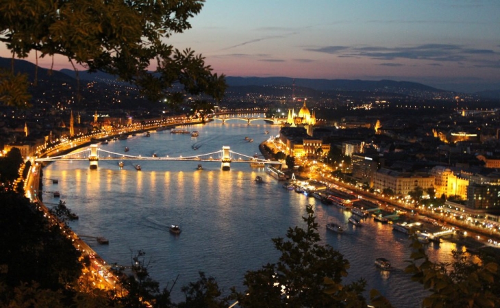 budimpesta4.jpg budimpesta4.jpg